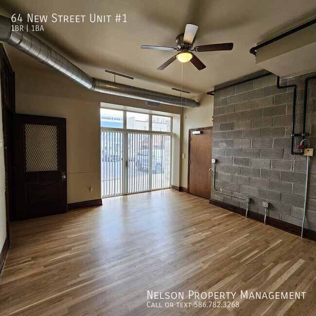 Building Photo - 64 New St