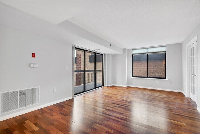 Primary Photo - 759 2nd St