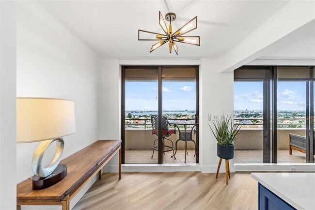 Building Photo - 5950 Pelican Bay Plaza S