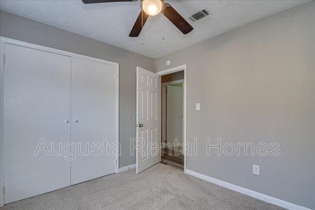 Building Photo - 3411 Princess Ct