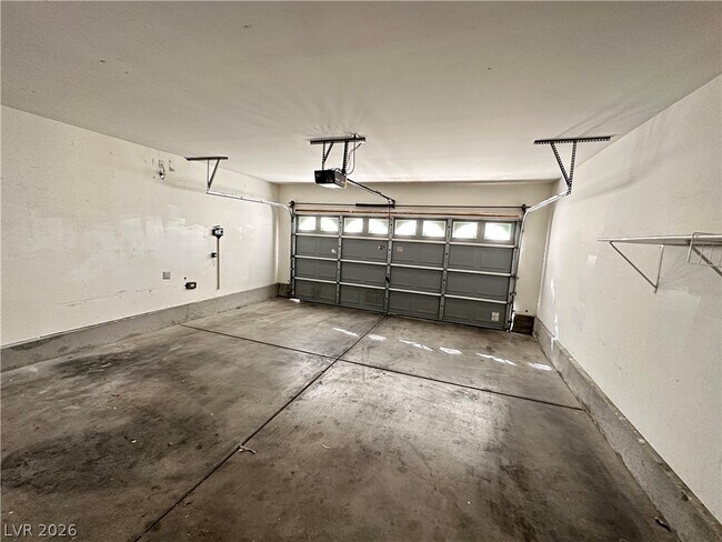 Building Photo - 5244 Ladyhawk Way