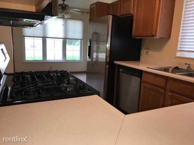 Building Photo - 3 br, 3 bath Duplex - 6065 Fairgrove St