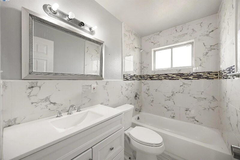 Building Photo - 6780 75th St