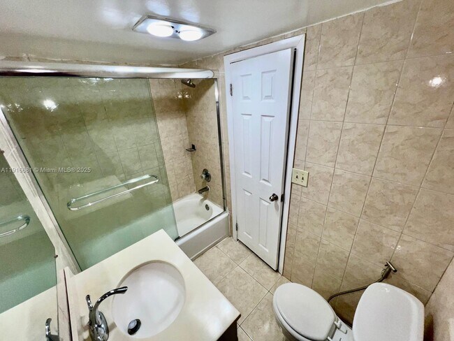 Building Photo - 2750 NE 183rd St