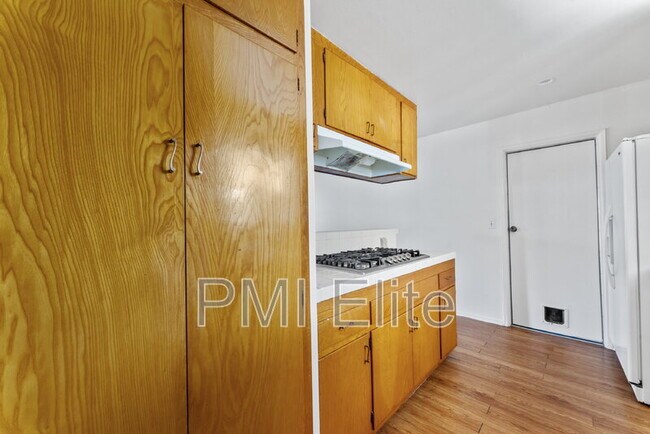 Building Photo - 12660 Lazard St