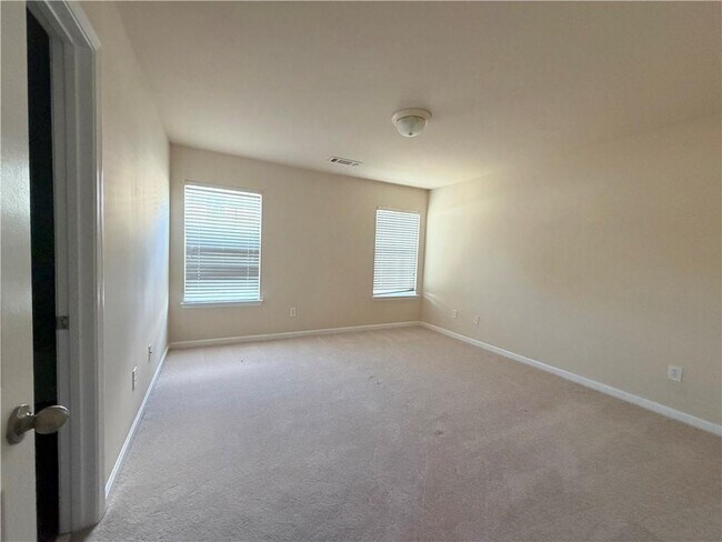 Building Photo - 2106 Meadow Peak Rd