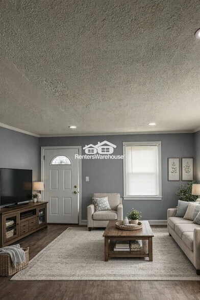 Building Photo - 3026 Lavender Ave
