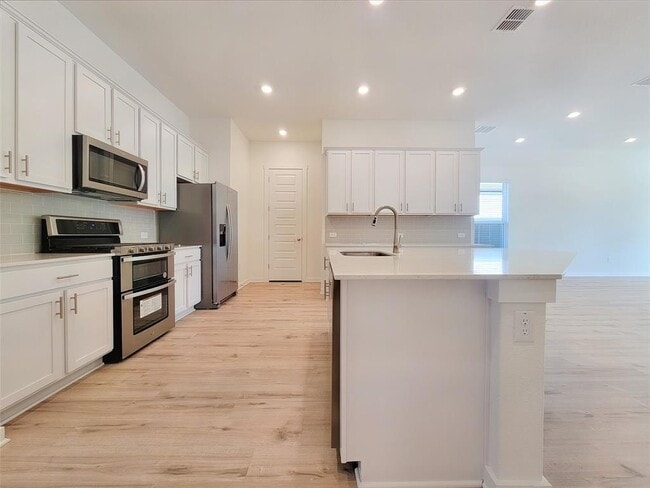 Building Photo - 2032 Bobtail Pass