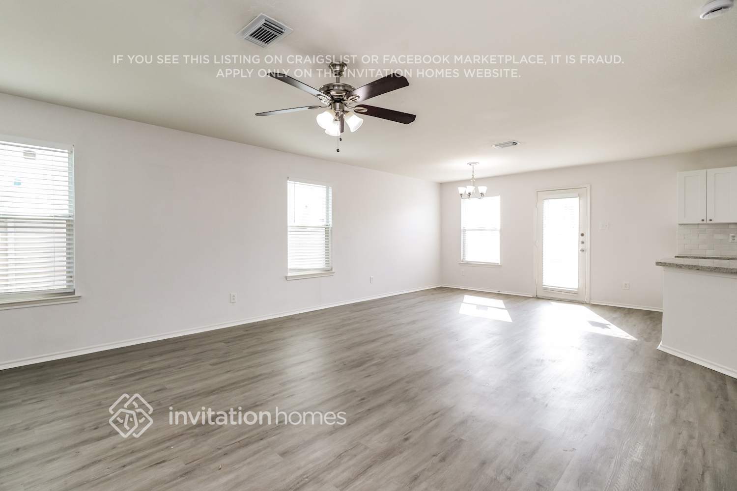 Building Photo - 20735 Desert Shadows Ln