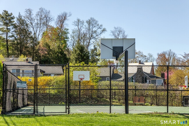 Building Photo - 10 Sunset Trail