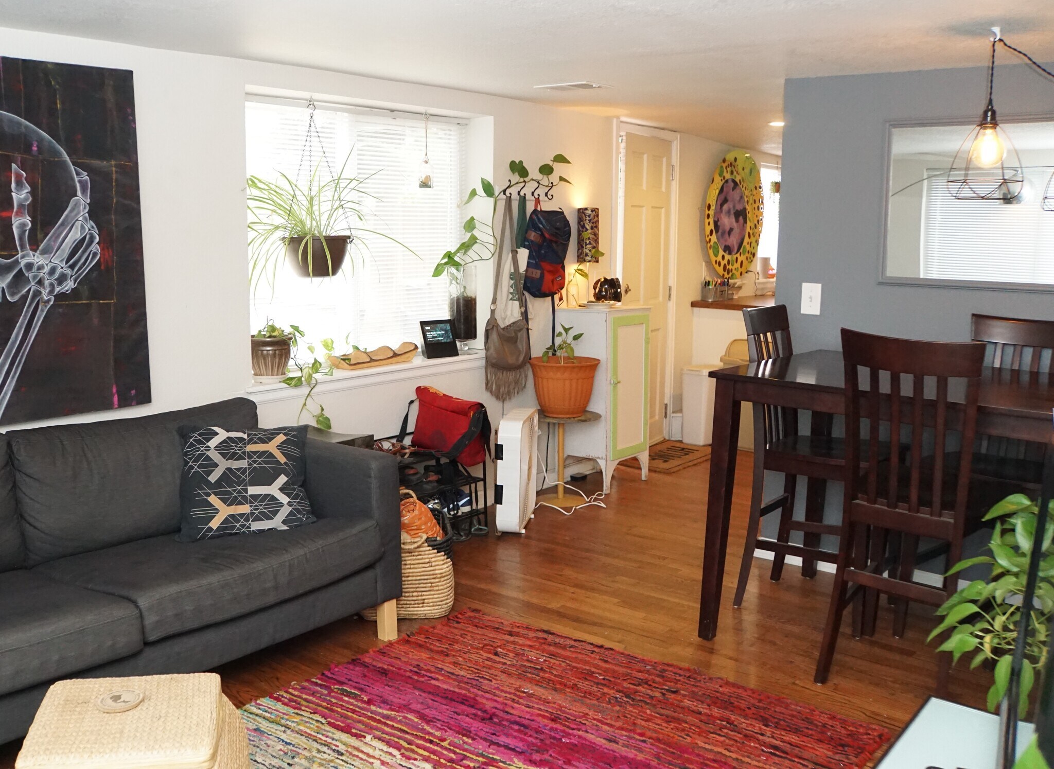 Building Photo - 7 5th Ave