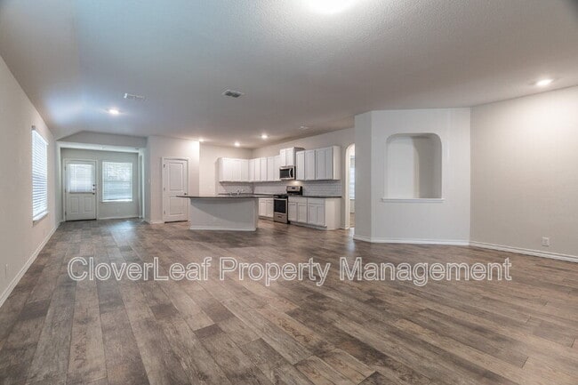 Building Photo - 22142 Pivot Point