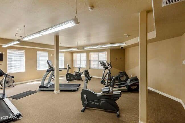 Building Photo - 14575 W Mountain View Blvd