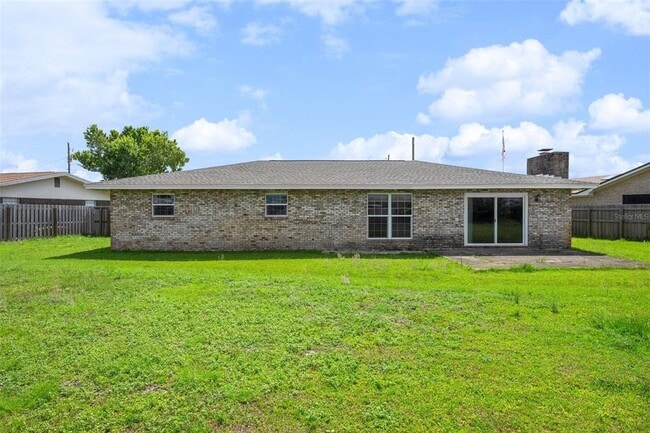 Building Photo - 2807 Gordon St