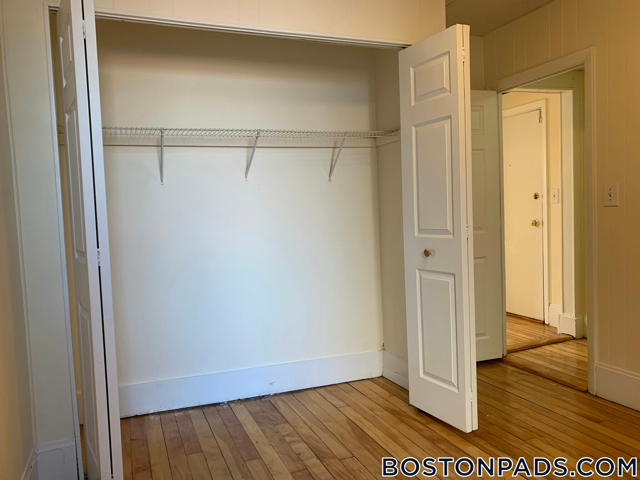 Building Photo - 437 Cambridge St