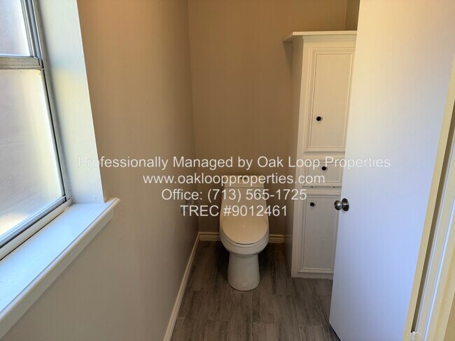 Building Photo - 1607 Chestnut Ridge Rd