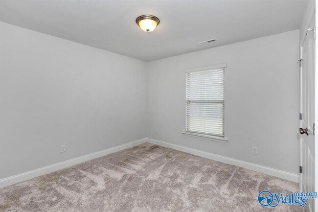 Building Photo - 283 Harold Murphy Dr