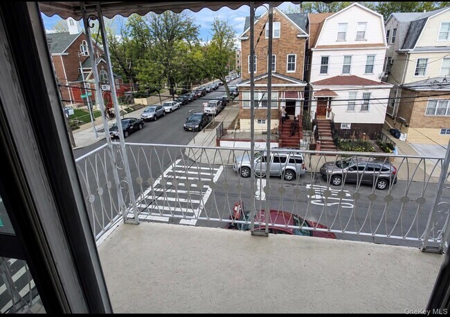 Building Photo - 43-04 72nd St