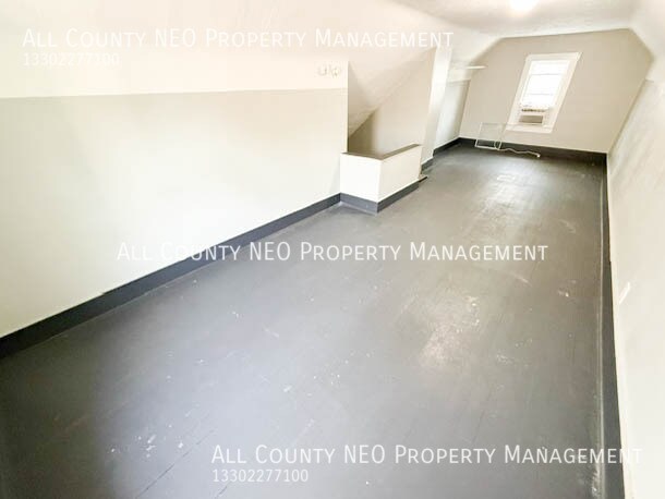 Building Photo - 73 Belvidere Way