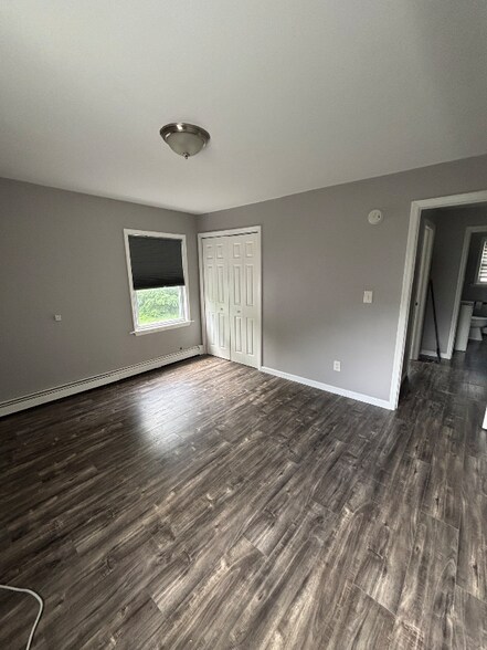 Building Photo - 332 Old Loudon Rd