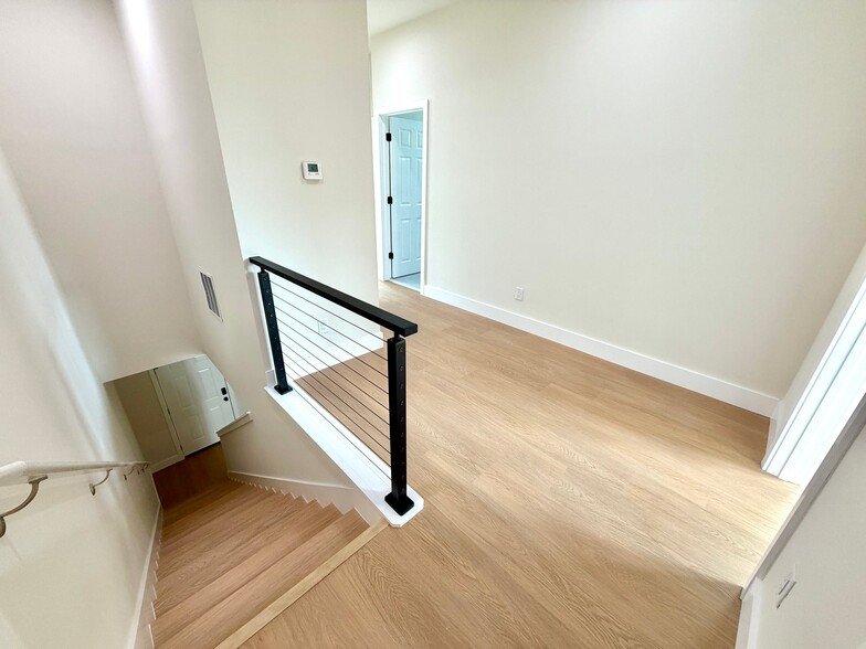 Building Photo - 3614 Temple St