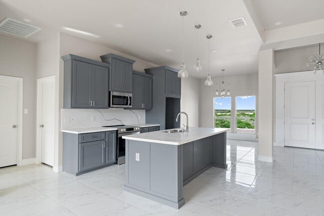 Building Photo - 114 Little Bighorn Trl
