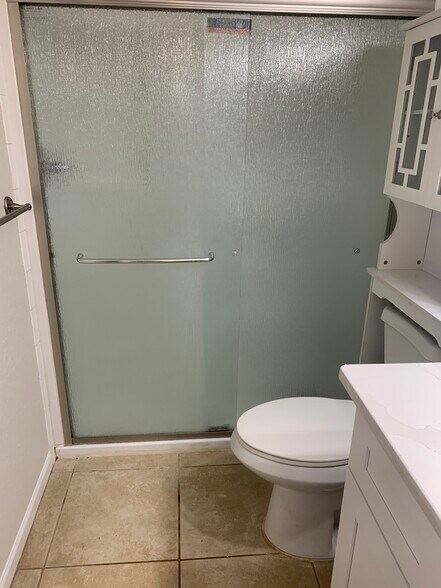 Building Photo - 805 Boardwalk Dr