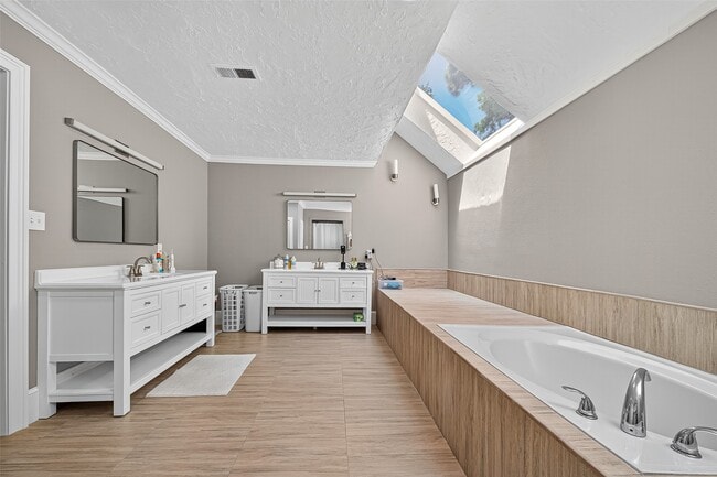 Building Photo - 5815 Green Terrace Ln