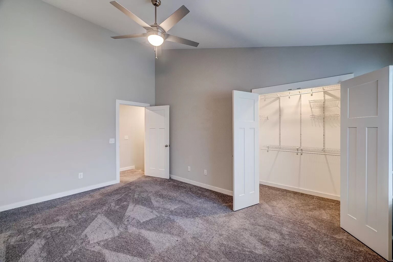 Building Photo - 2129 Bayport Ave