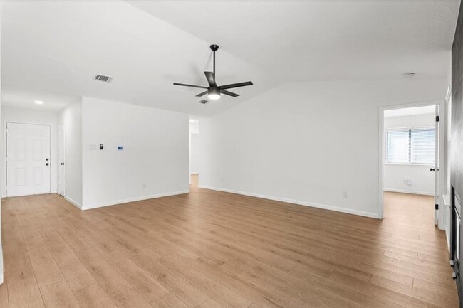 Building Photo - 7800 Turquoise Trail