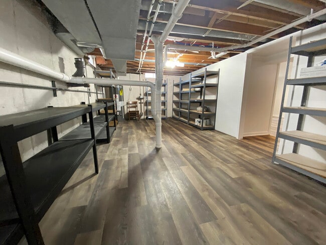 Building Photo - 1311 41st Ave