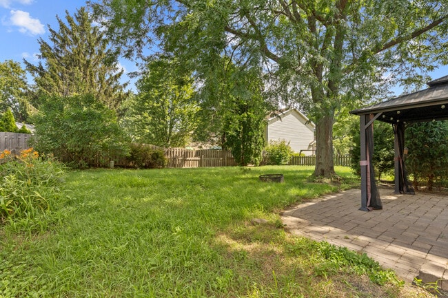 Building Photo - 616 Blue Spruce Ln