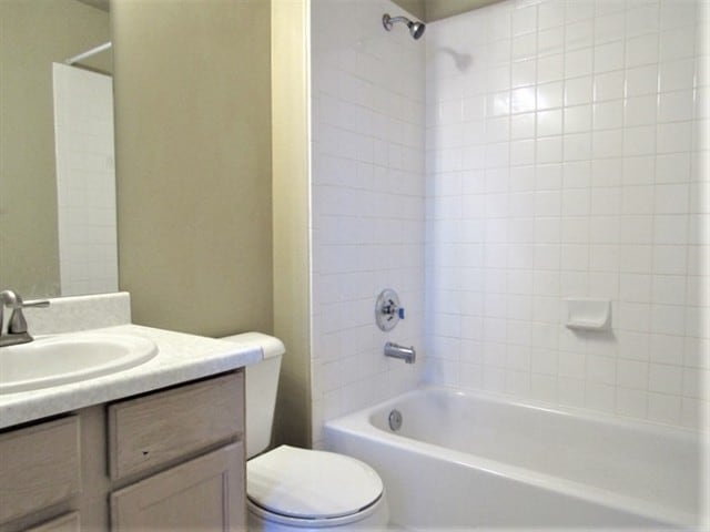 Building Photo - 6871 Mineral Mt Dr