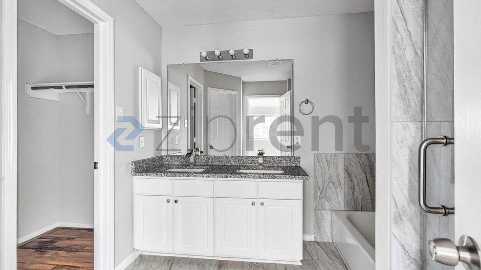 Building Photo - 5011 Ivy Fair Way