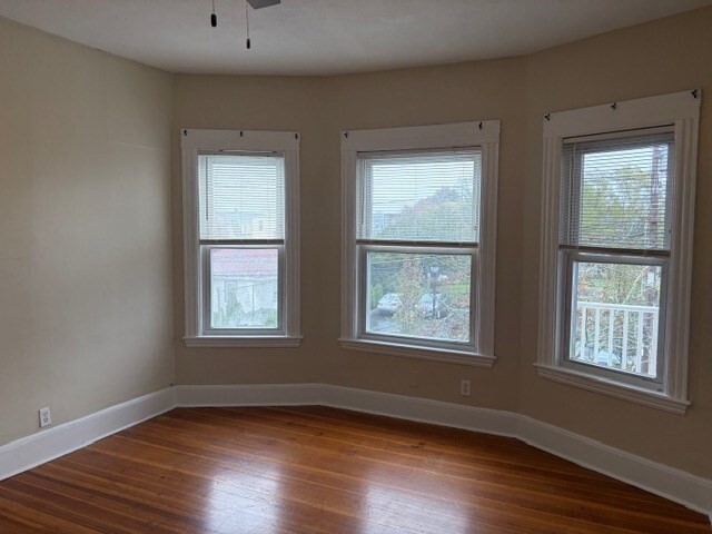 Building Photo - 84 Vernal St