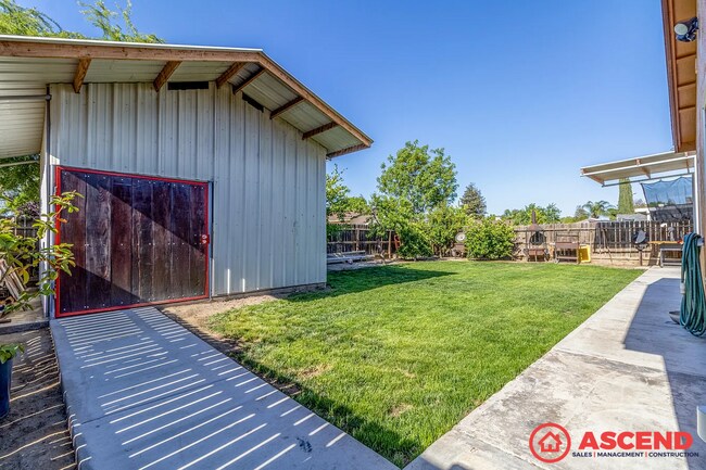 Building Photo - LISTING TITLE: Comfortable 3BD/2BA Home in Tulare's 93274 — Move-In Ready!