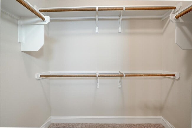 Building Photo - 135 Living Reef Dr