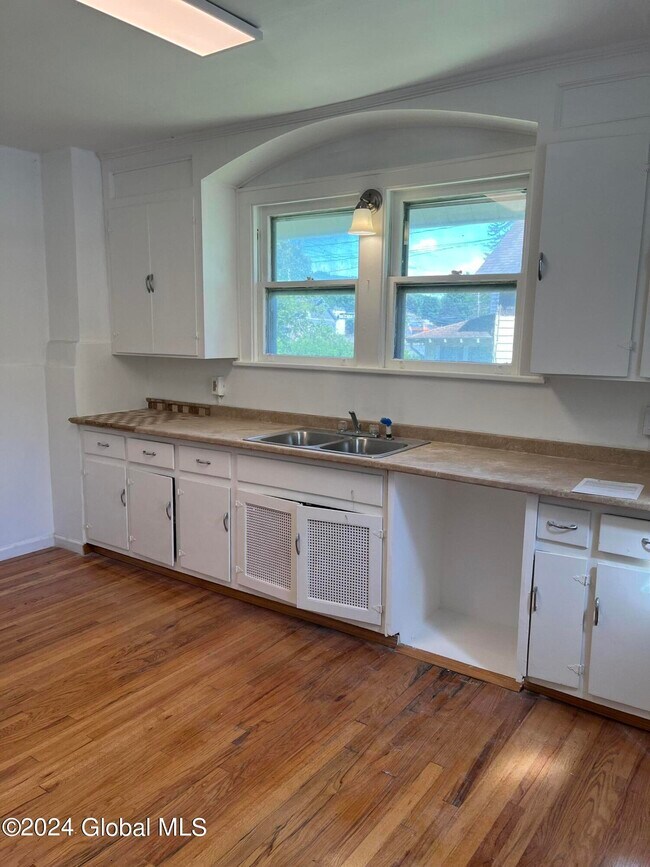 52 Main Ave 52 Main Ave Wynantskill NY 12198 Apartment Finder