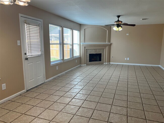 Building Photo - 3223 Amber Meadow Dr