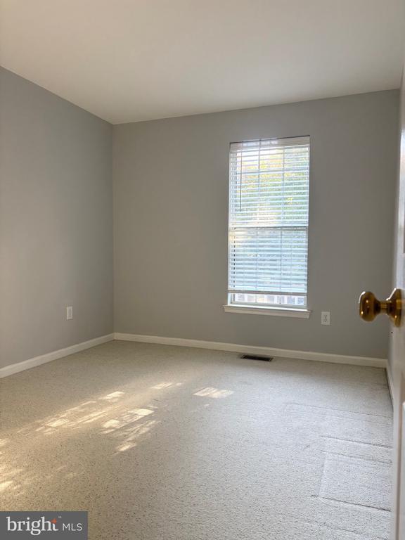 Building Photo - 15115 Deer Valley Terrace