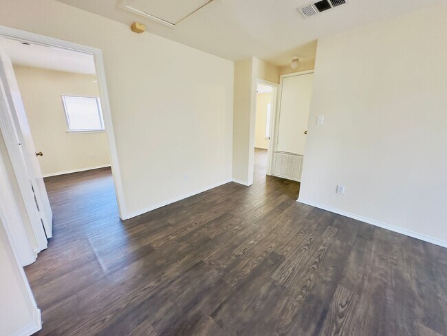 Building Photo - Spacious 4-Bedroom Home in Westwood – Leander ISD!