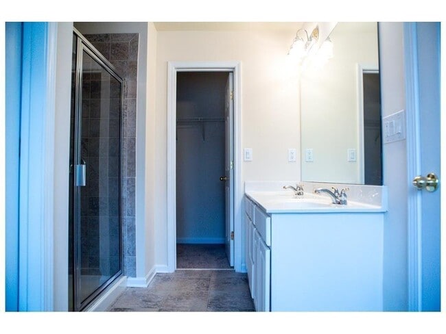 Building Photo - 6078 Kentons Ln