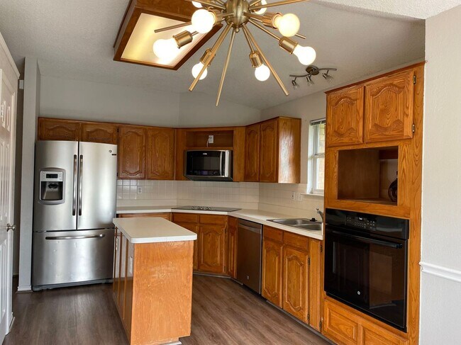 Building Photo - 3 Bedroom 2 bath home in Allen, TX!