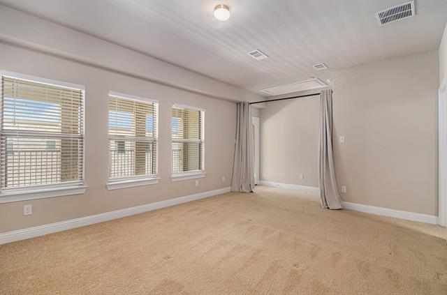 Building Photo - 315 Ferndale St