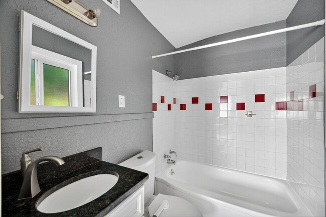 Building Photo - Spacious Gulfport Gem with Large Private Backyard and Plenty of Driveway Space