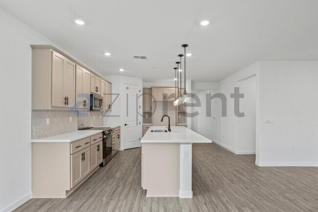 Building Photo - 3284 Oak Trl Dr