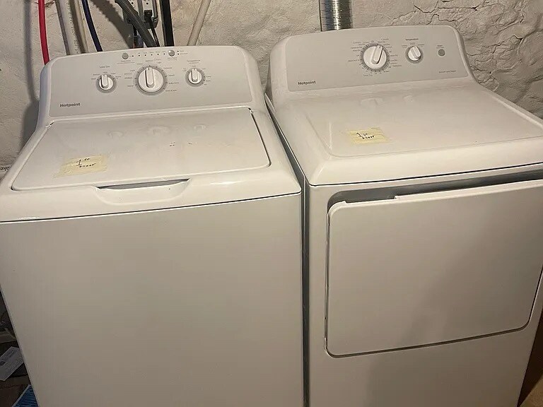 Building Photo - 38 Lincoln Pl