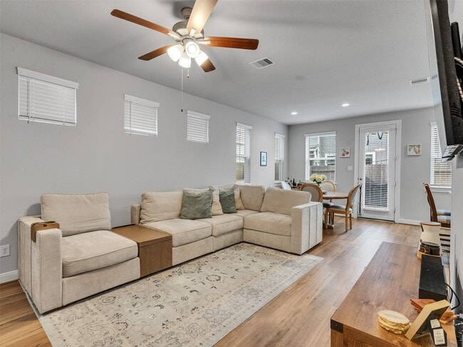 Building Photo - 3118 Cloud Forest Ln