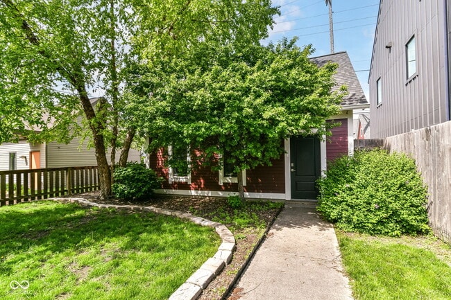 Building Photo - 1630 N New Jersey St