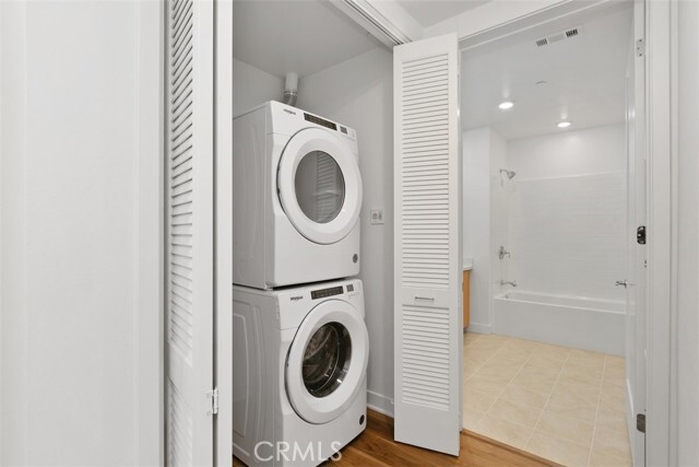 Building Photo - 1407 Rivington